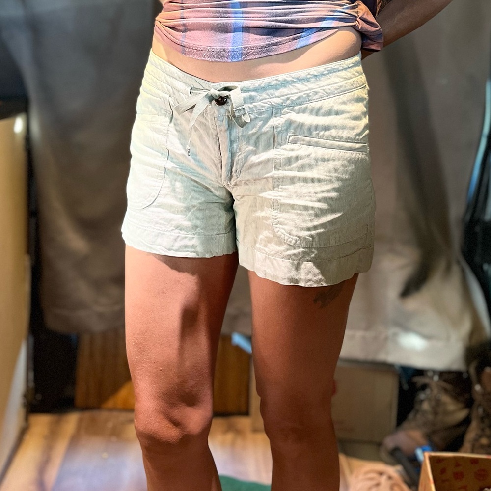 The North Face Women's Khaki w Green Pin Stripes Shorts